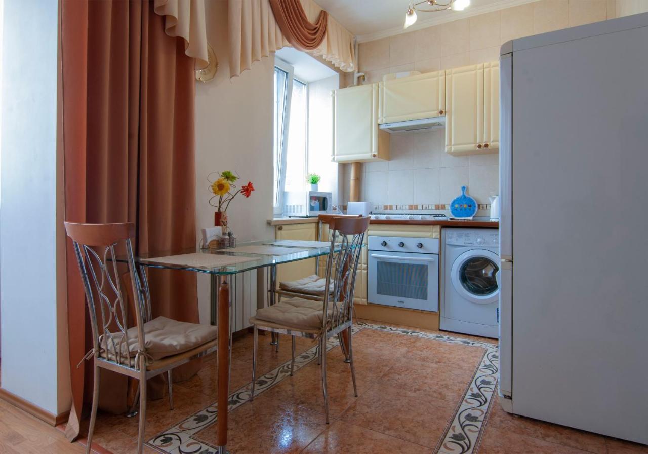 Home Hotel Apartments On Khreshchatyk Area Kijów Zewnętrze zdjęcie