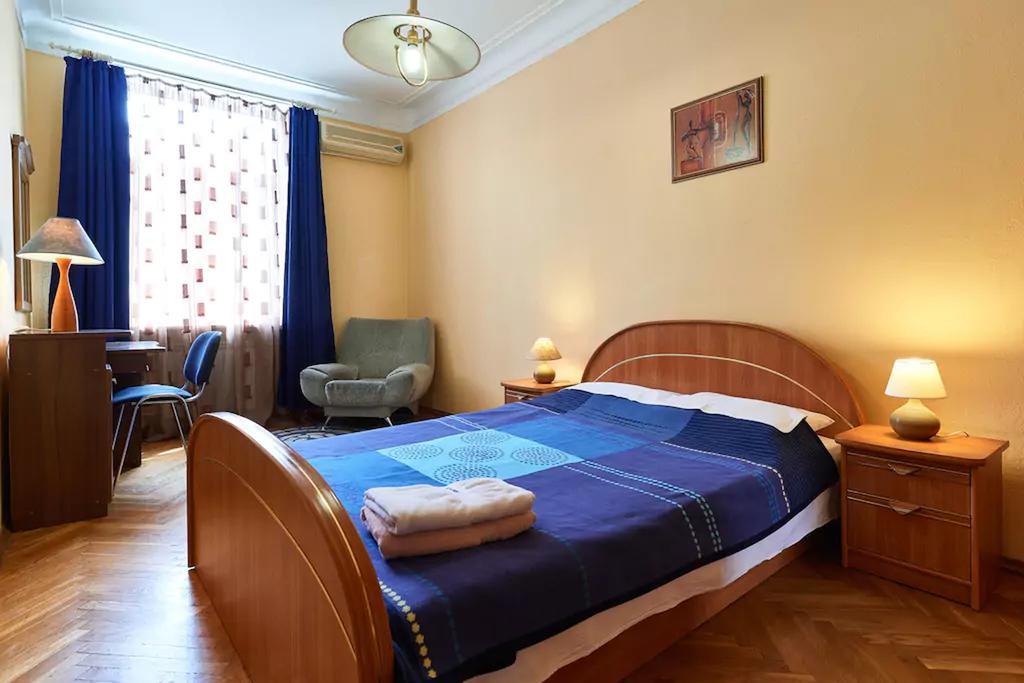 Home Hotel Apartments On Khreshchatyk Area Kijów Zewnętrze zdjęcie